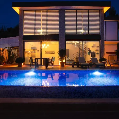 Uzumlu Village 1 Bedroom 1174 Kalkan
