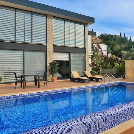 Uzumlu Village 1 Bedroom 1174 Kalkan